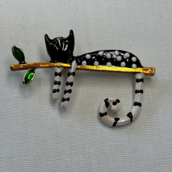 Lazy Kitty Cat Lounging on a Branch Brooch Pin Enamel Quirky Artsy Cat Lover* - Picture 5 of 5